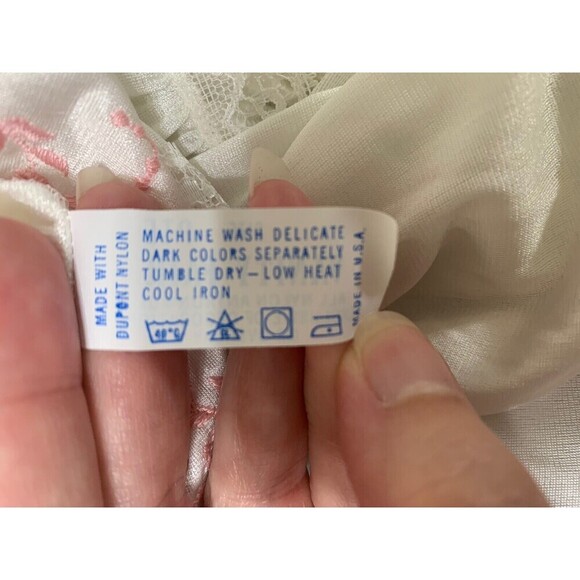 Vintage 70’s New Old Stock Vanity Fair S Embroidered Nightgown Snuggallure (K5) - Picture 9 of 11